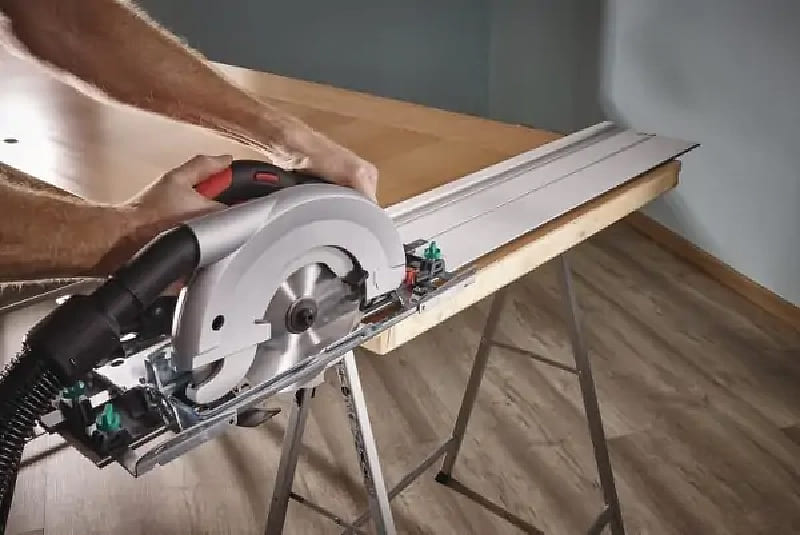 подрезка межкомнатных дверей